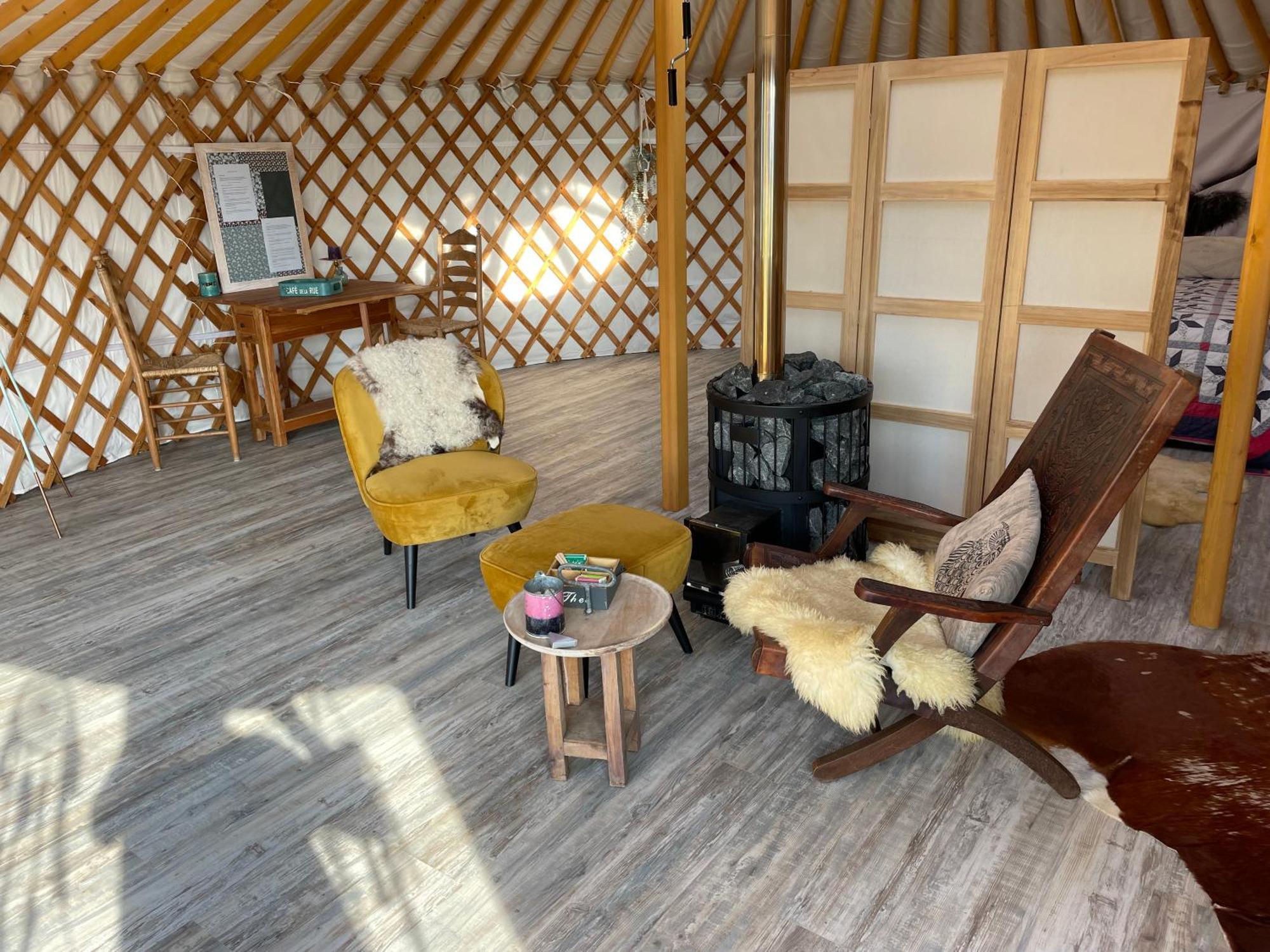 Luxe Yurt Hotell Koudekerke Eksteriør bilde