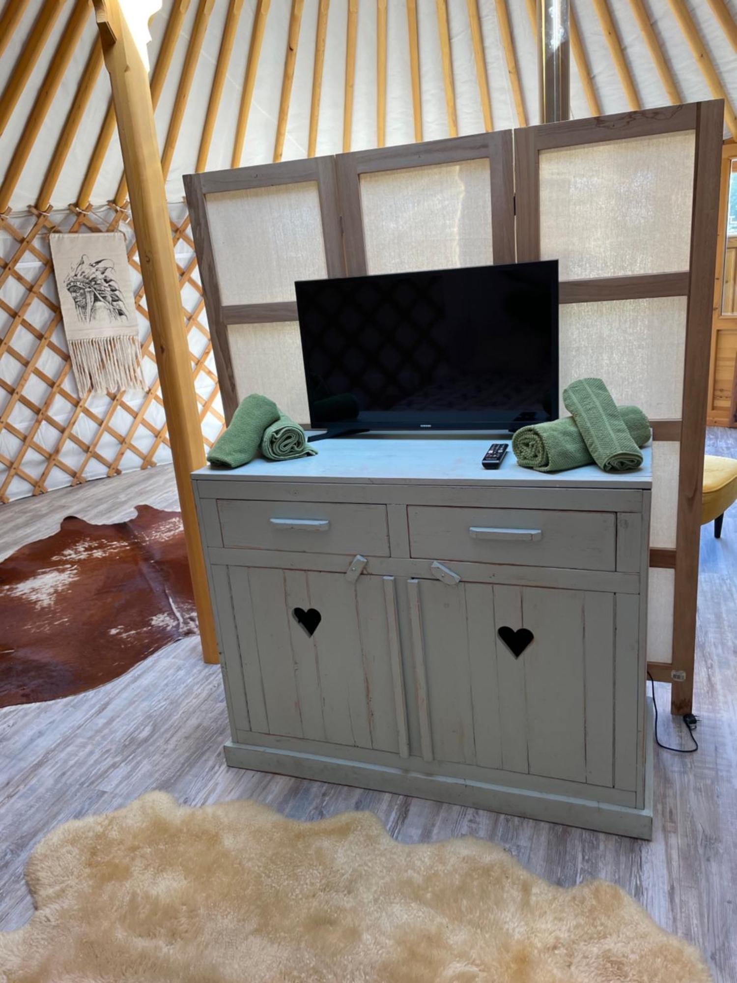 Luxe Yurt Hotell Koudekerke Eksteriør bilde
